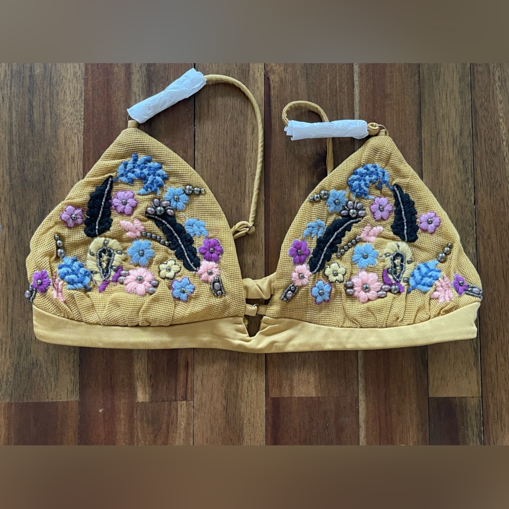 NEW Free People Calla Embellished Triangle Bralette - Picture 3 of 8